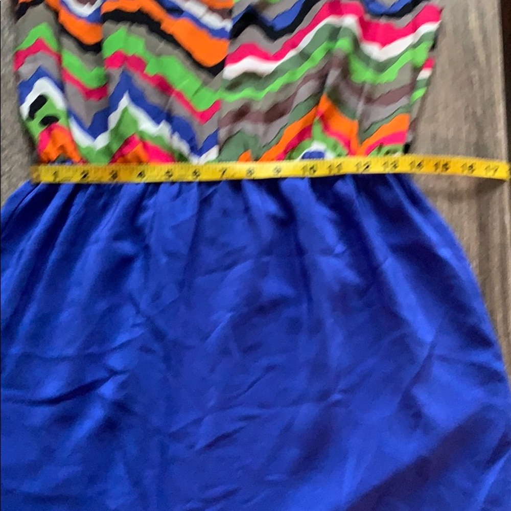 Neon mini dress - Picture 8 of 9